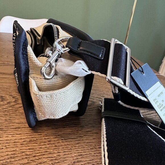 NWT!Marc Jacobs The Camera Bag -White Canvas with Black logo binded edge - Picture 14 of 16